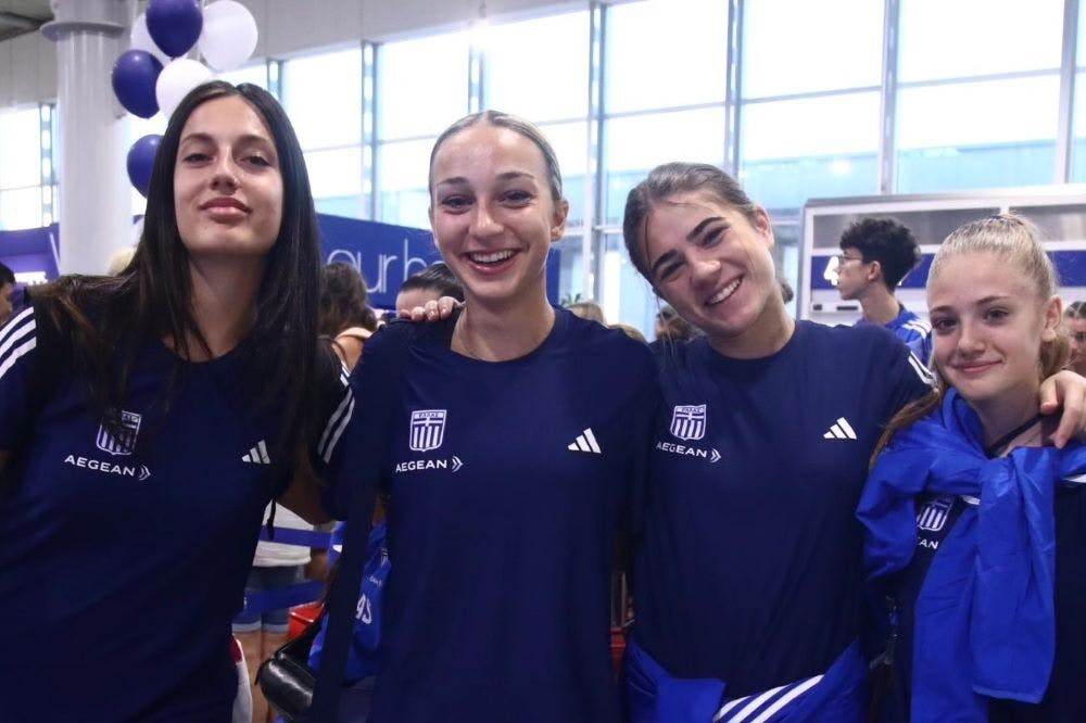 Αισιοδοξία και χαμόγελα στην αναχώρηση της Εθνικής Κ18 για τη Σλοβακία (pics) runbeat.gr